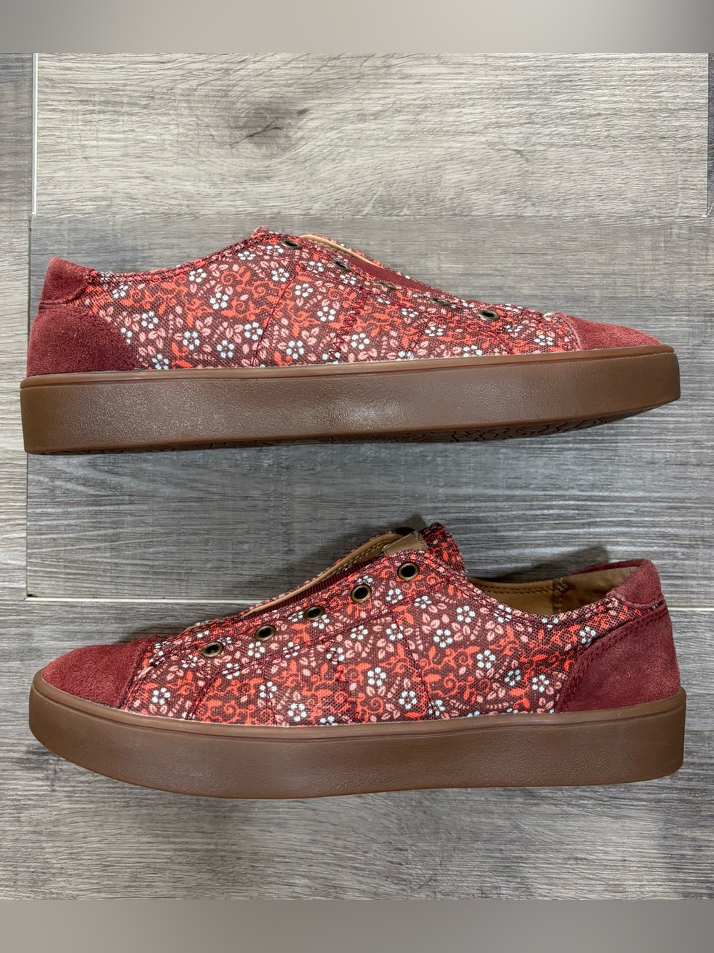 Spenco Womens Orthotic Canvas & Suede, Slip-On Floral Sneakers, Size US 9B, GUC